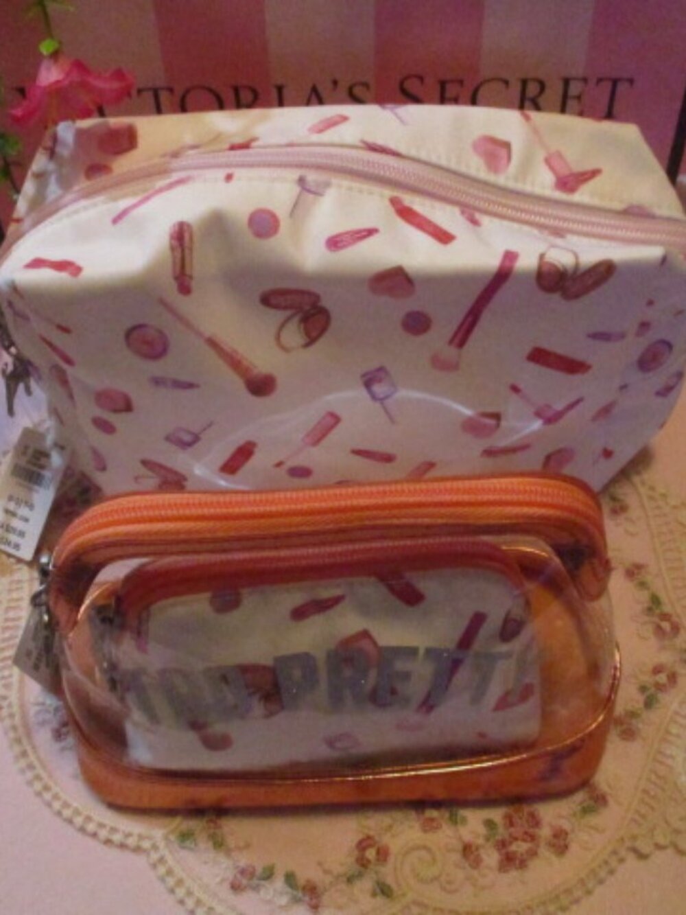 Make-Up Print 3 Piece Matching Cosmetic Bag Set NWT